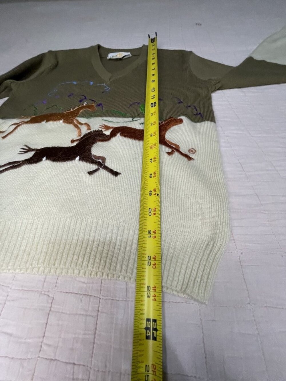 Vintage Cyn Les Shirlee Equestrian Horse Embroidered Sweater Sz Med Old Money EC - Picture 9 of 10